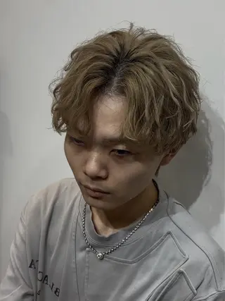 ショート メンズ特化パーマ& カラー🔥浅野士稀のヘアスタイル