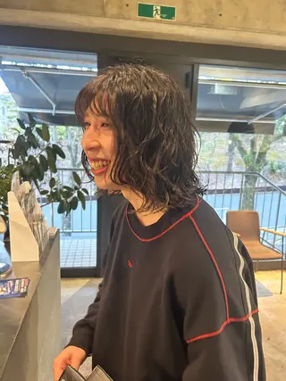 ミディアム パーマ twig 山田 永嶋芽衣のヘアスタイル