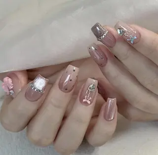 ネイル Pure&Rich Nailのネイルデザイン