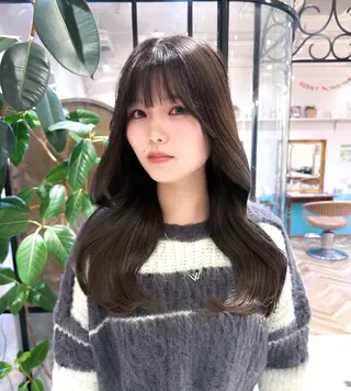 ミディアム カラー レイヤー🇰🇷小顔 見せ顔周り💕トモミのヘアスタイル