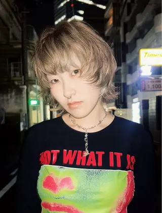 ショート カラー toyohara momokaのヘアスタイル