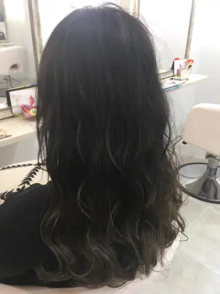 セミロング カラー 髪質改善 中川 翔のヘアスタイル