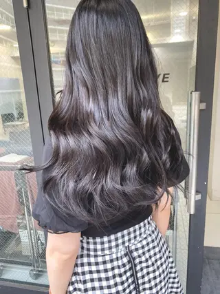 ロング カラー レイヤーカット 赤み消し　店長/大和のヘアスタイル