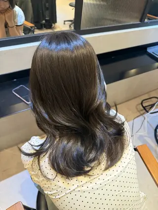 セミロング カラー オリーブカラー🫒/ ハッシュカット/みゆのヘアスタイル