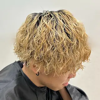 パーマ メンズ 曲がる縮毛矯正/メン ズカット髪質改善のヘアスタイル