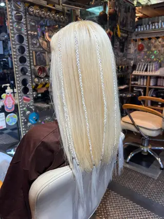 セミロング カラー ヘアアレンジ KOYA ｺﾔのヘアスタイル