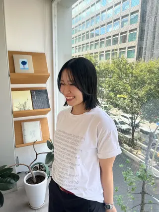 e.n.u 烏丸山﨑 菜々実のヘアスタイル
