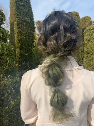 セミロング 穐田 司樹のヘアスタイル