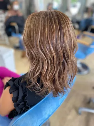 ミディアム カラー ヘアアレンジ 松井 敬太郎のヘアスタイル