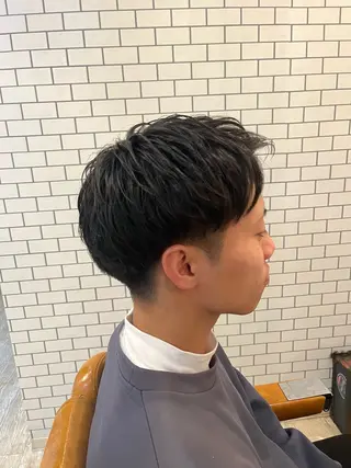 ミディアム クボタ マコトのヘアスタイル