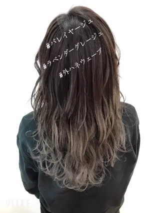 ミディアム カラー ウルフカット レイヤーカット上柿のヘアスタイル