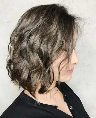 ミディアム カラー ヘアアレンジ 勝河 怜楊のヘアスタイル