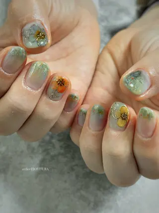 ネイル FIORITURA Maikoのネイルデザイン