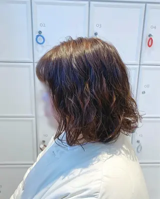 ミディアム パーマ 山下 優美のヘアスタイル