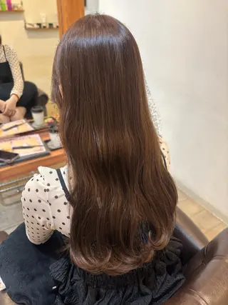 カラー 口丸 千尋のヘアスタイル