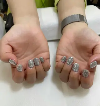 ネイル with hues AYAのネイルデザイン