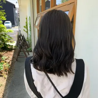 カラー 白川 惺佳のヘアスタイル