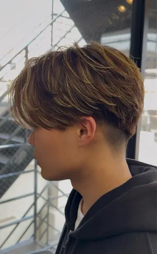 メンズ 吉井 勇人のヘアスタイル