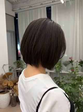 ショート カラー 🌼花屋併設🌼 木下奈々望のヘアスタイル