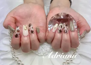 ネイル ADRIANA 大久保駅前徒歩2分のネイルデザイン