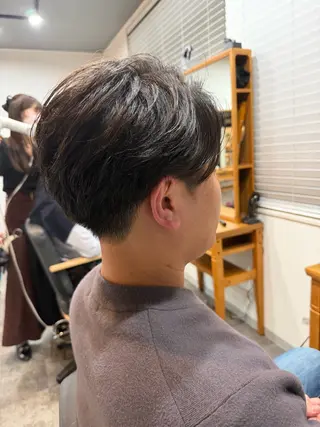 ショート パーマ メンズ Meteor 店長 祝田涼太のヘアスタイル