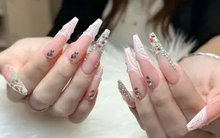 ネイル Sanie Salonのネイルデザイン