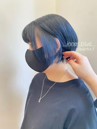 ショート カラー 小林 夢羽のヘアスタイル