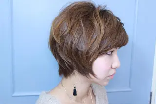 ショート カラー 島尻 徳人のヘアスタイル