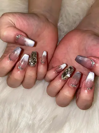 ネイル Tinaネイル 難波のネイルデザイン