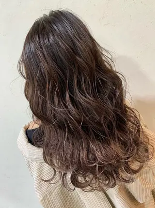 ロング カラー 天野 開のヘアスタイル