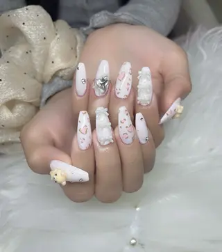 ネイル YOLO NAILのネイルデザイン