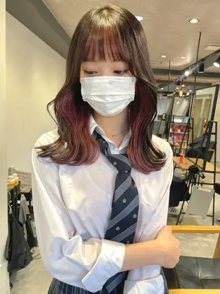 セミロング カラー ⭐️横浜ブリーチ特化 美容師 堤涼⭐️のヘアスタイル