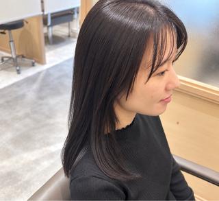 ミディアム カラー 久木原 ゆりのヘアスタイル
