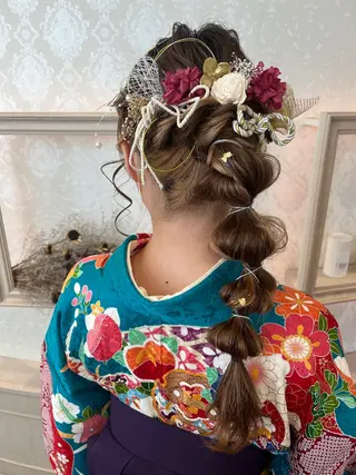 ロング ヘアアレンジ 透明感カラー/ 髪質改善/レイヤーのヘアスタイル