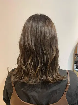 ロング カラー ヘアアレンジ REONA🪽✨薬院 レイヤーカット🫧のヘアスタイル