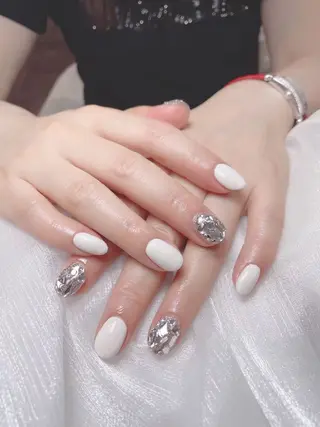 ネイル ENsalon AKIRAのネイルデザイン