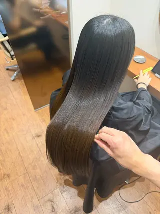 ロング 艶髪/透明感 髪質改善　YUKIのヘアスタイル