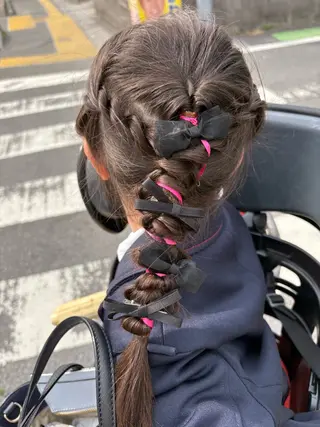 ヘアアレンジ キッズ liage ܀ꕤ୭* ちばかつら𖦞のヘアスタイル