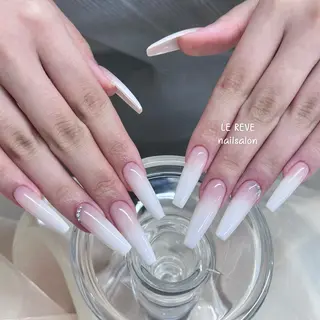 ネイル LE REVE nailsalonのネイルデザイン