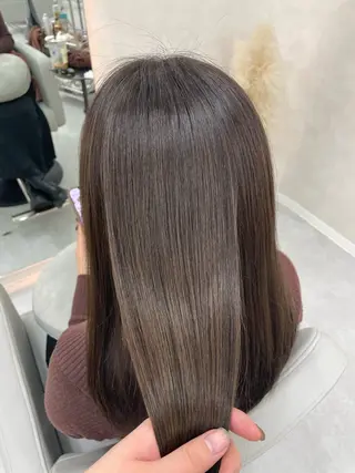 ロング カラー 韓国レイヤー/透明感 カラー🖤アイナのヘアスタイル