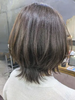 ショート カラー 柴田 えいじのヘアスタイル