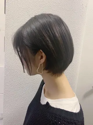 ショート 鈴木 孝治のヘアスタイル
