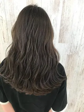 ロング カラー Oopsレイヤー 加藤澄都のヘアスタイル