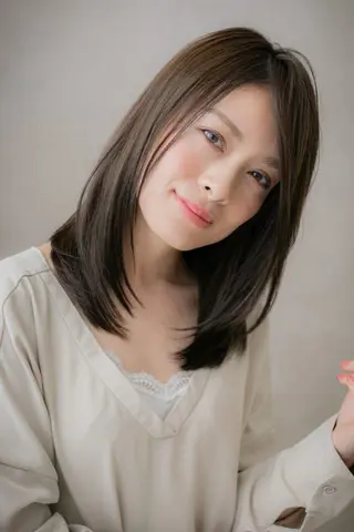 セミロング 阿部 雲母のヘアスタイル