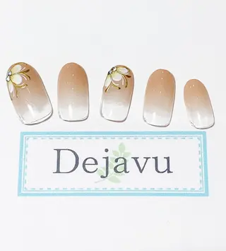 ネイル Nail salon Dejavu 🌿のネイルデザイン