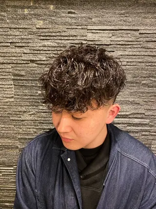 ミディアム 高橋 大輔のヘアスタイル
