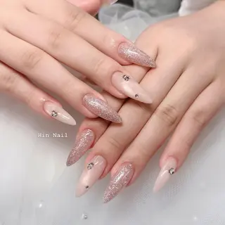 ネイル HIN NAILのネイルデザイン