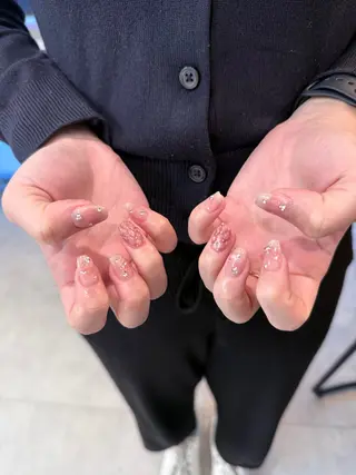 ネイル はばすみれ🎀ﾈｲﾙ 光ﾌｪｲｼｬﾙ ﾍｱのネイルデザイン