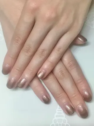 ネイル 新宿ネイルサロン ジェミディローサのネイルデザイン