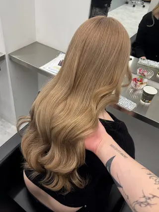 ロング カラー ピンク🎀/ベージ ュ🧸🥞/ユウキのヘアスタイル